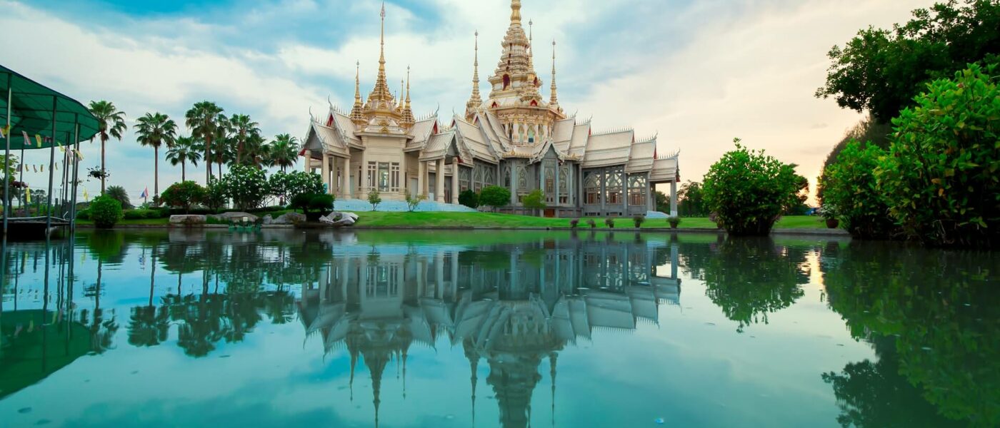 Temple-in-Thailand BKK-PTY 5 Nights 6 Days