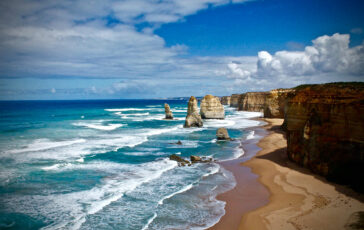 Twelve-Apostles-Princetown-Australia
