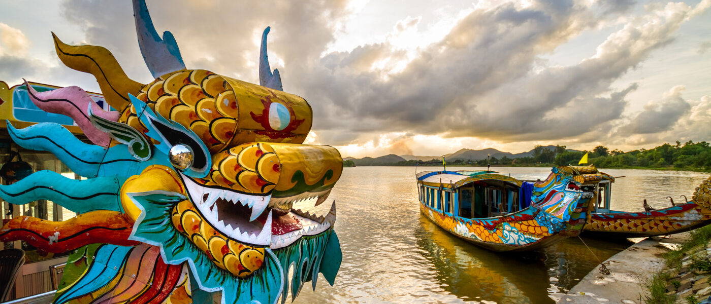 Dragon,Boat,In,Hue,,Vietnam 8 Nights 9 Days